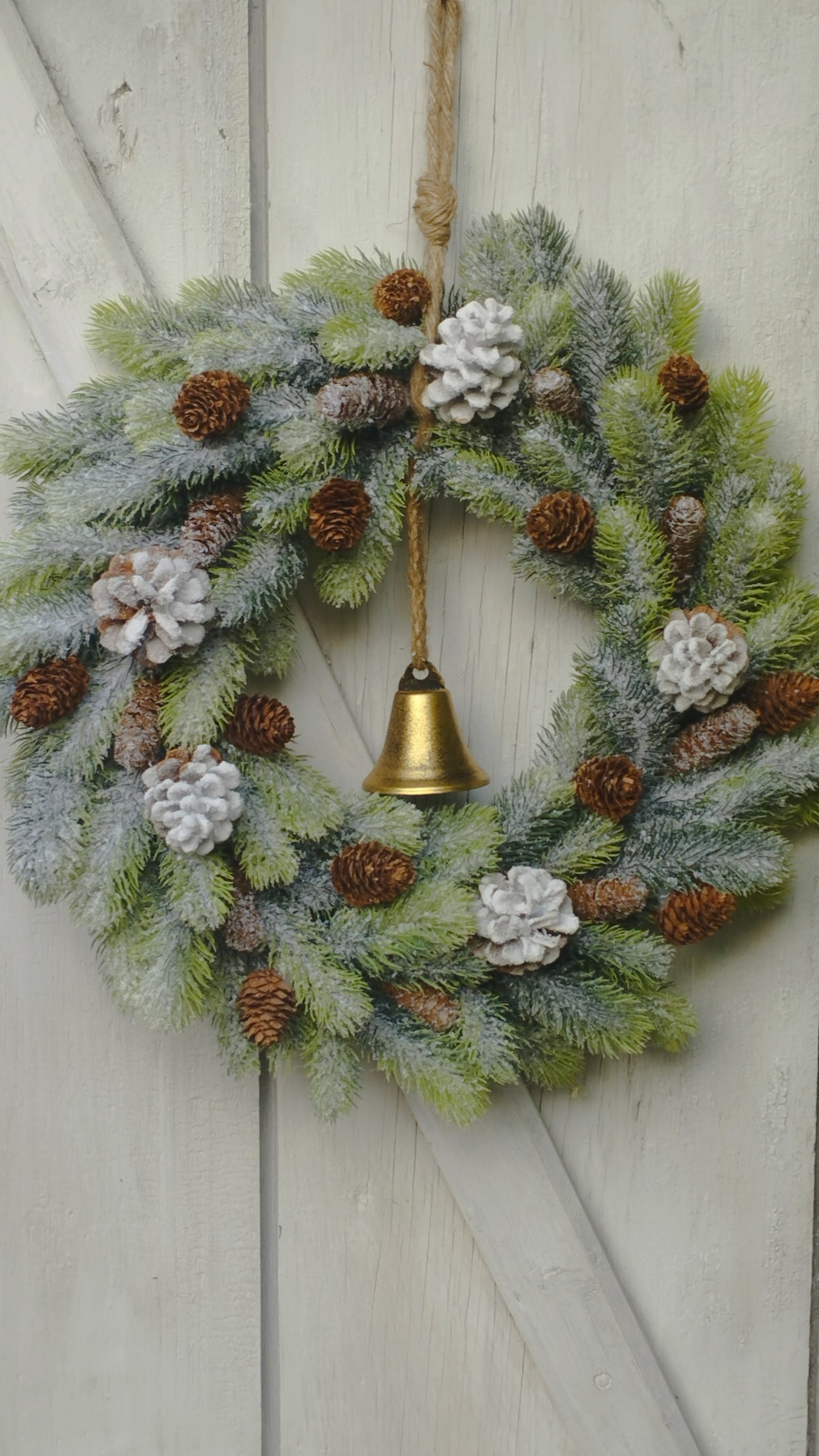 Természetes hatású kopogtató csengővel 45cm