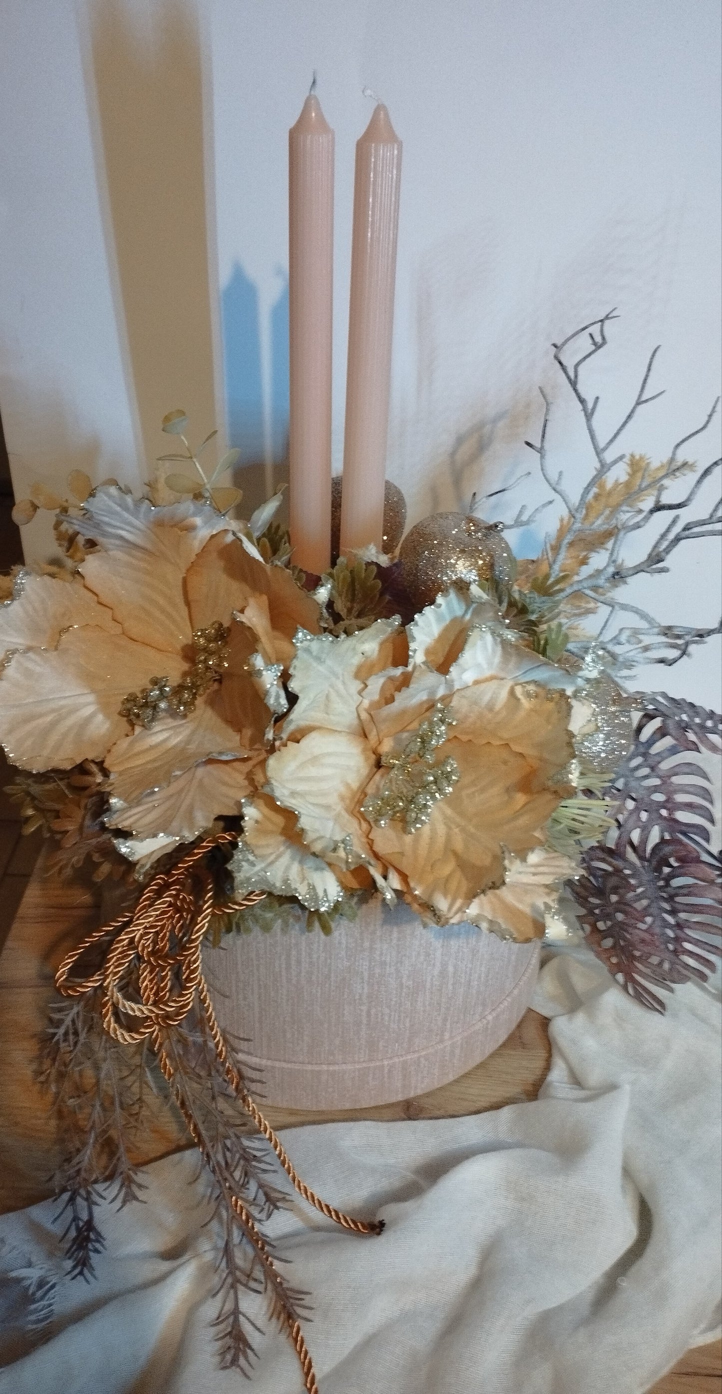 Barackos árnyalatú box