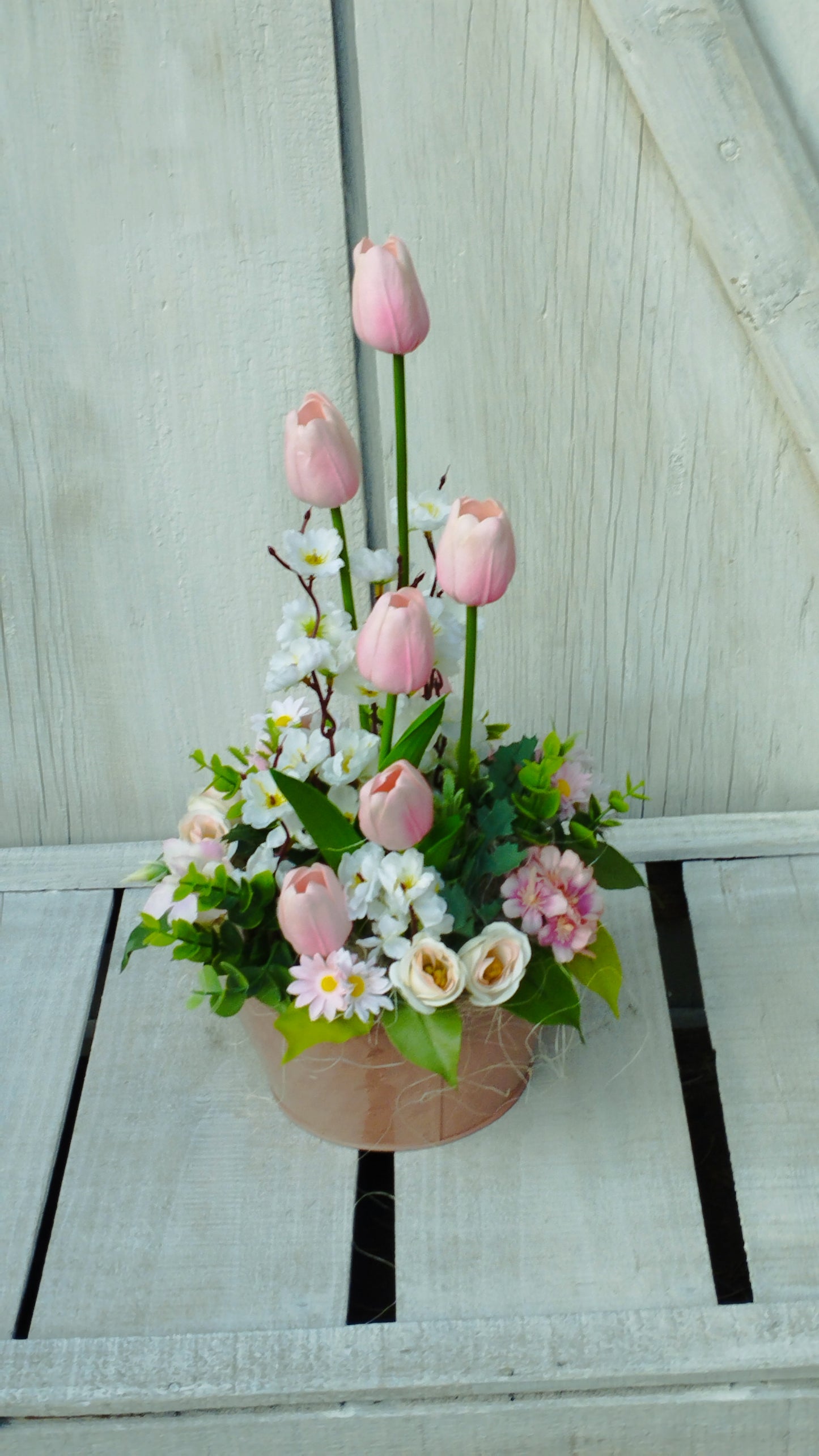 Rózsaszín tulipános vegyes tavaszi dísz