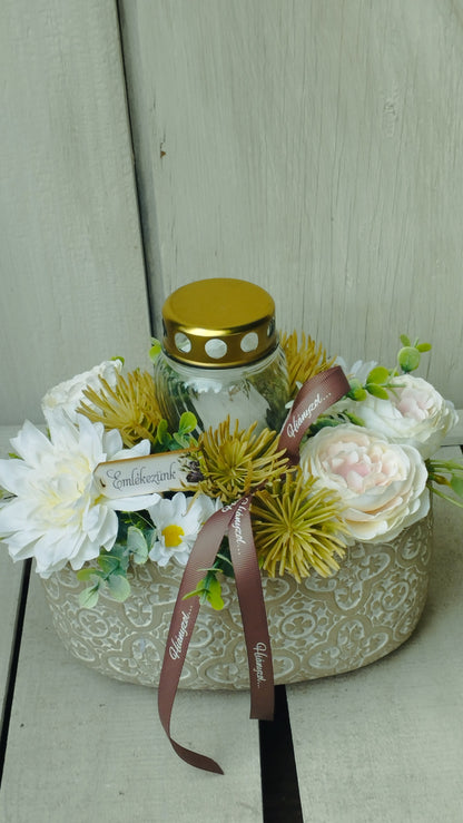 Kő kaspó mécsessel