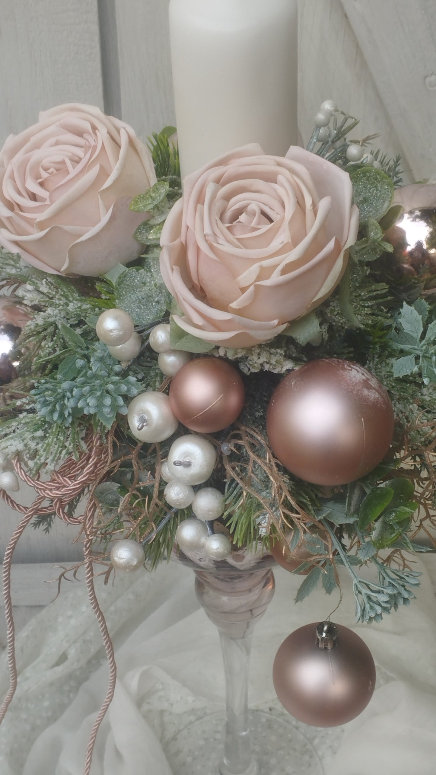 Elegáns púder rózsaszín kehely dísz