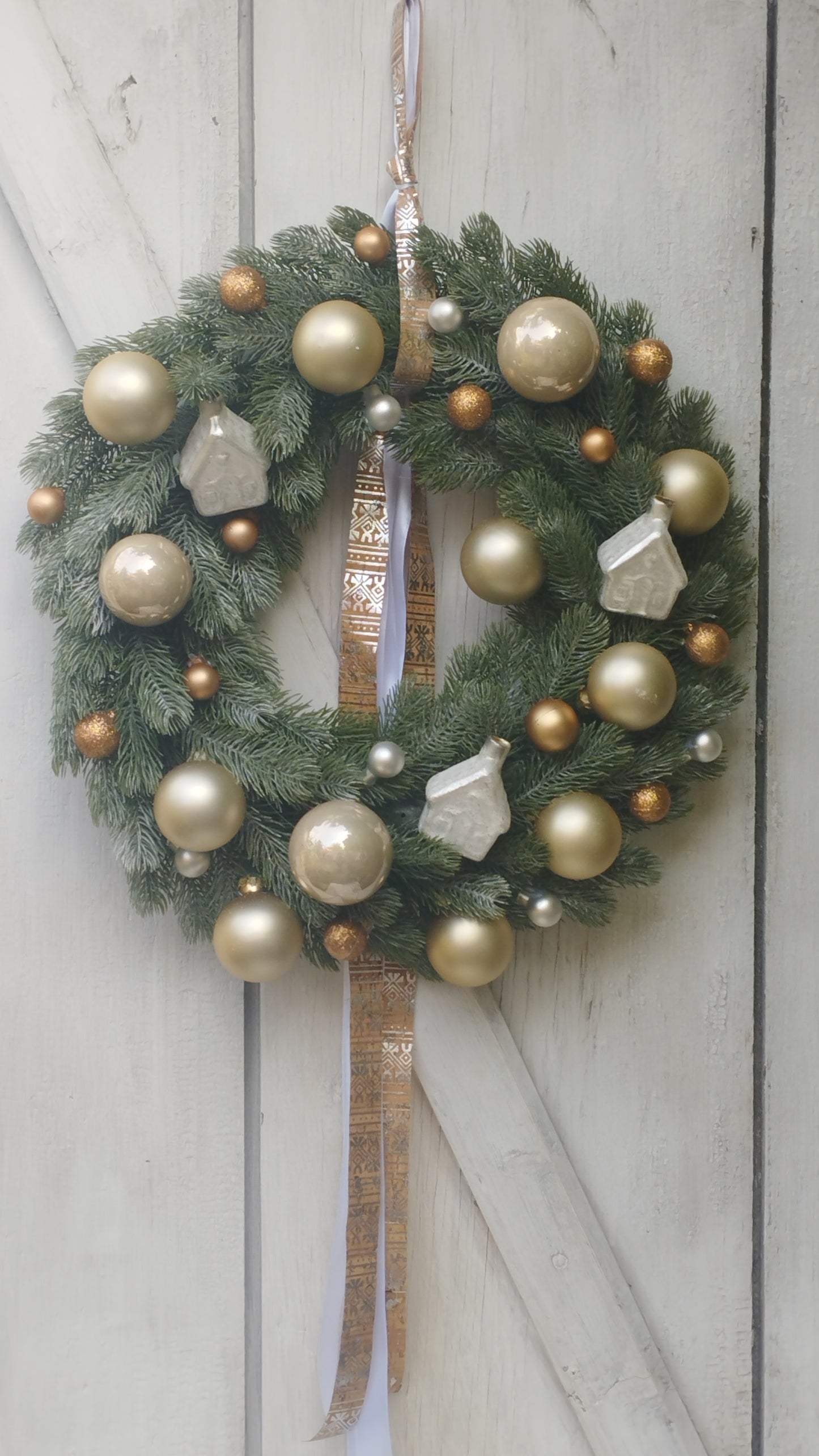 Bézs ,  arany és cappuccino  kopogtató 35cm