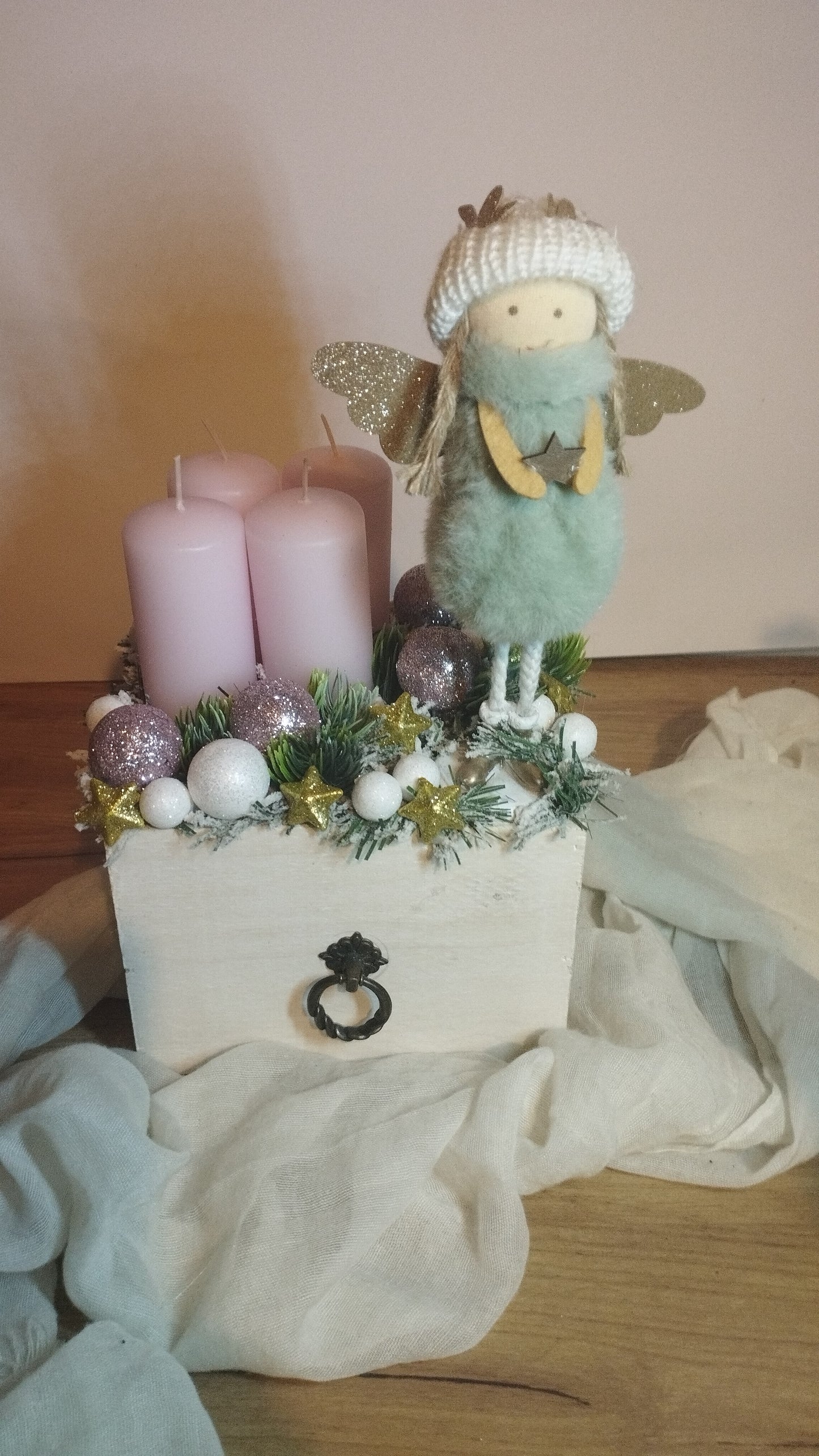 Angyalka fa fiókban