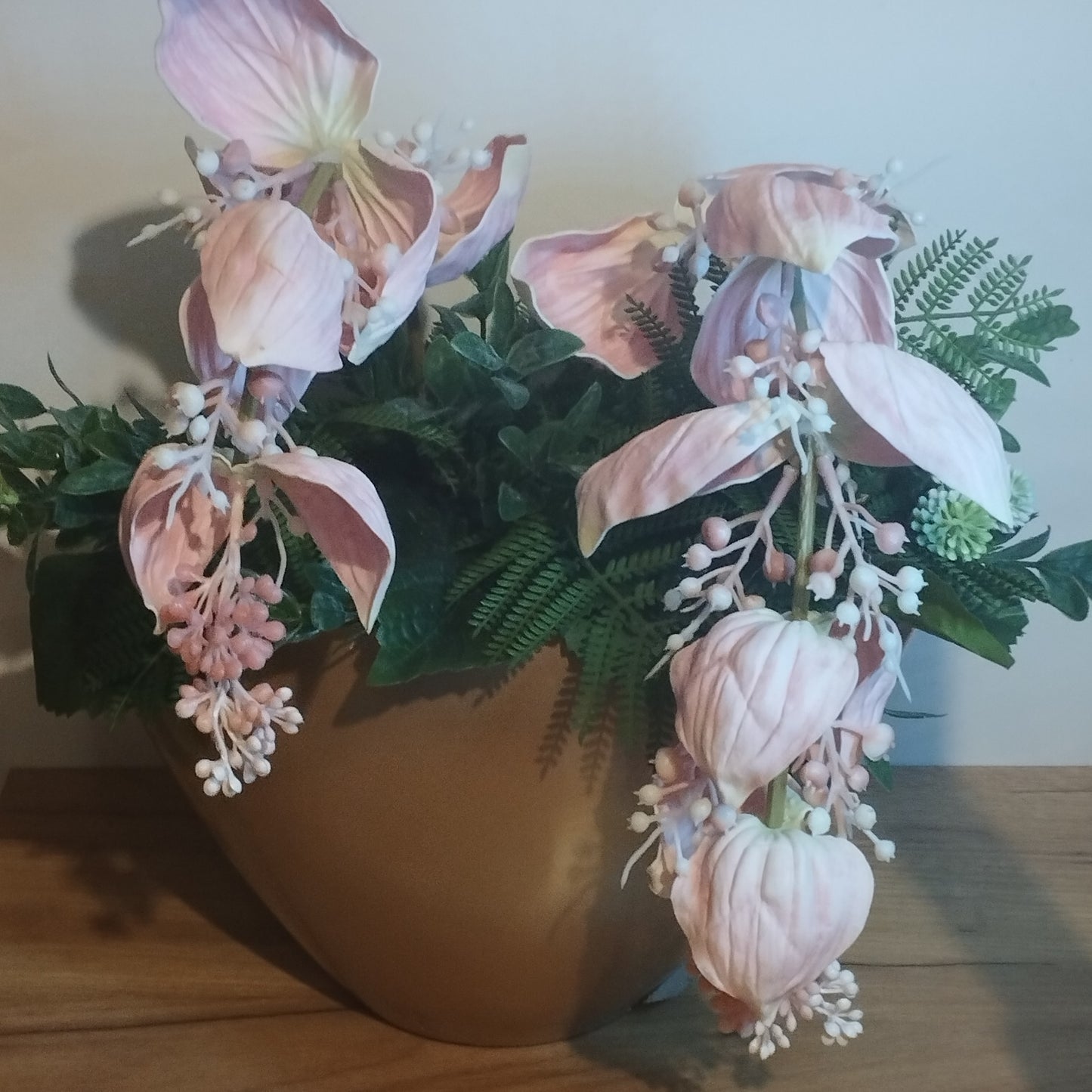 Medinilla rose gold kaspóba
